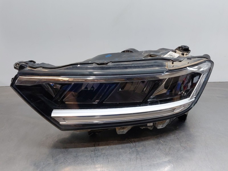Recambio de faro izquierdo para volkswagen t-roc r-line referencia OEM IAM 2GA941005F  