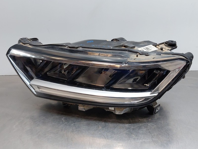 Recambio de faro izquierdo para volkswagen t-roc r-line referencia OEM IAM 2GA941005F  