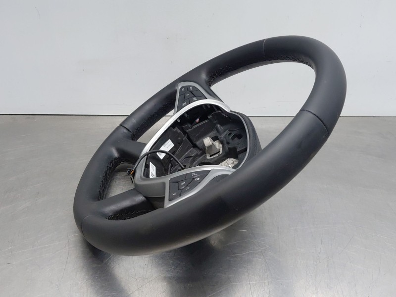 Recambio de volante para dacia sandero iii driving referencia OEM IAM 484007828R  