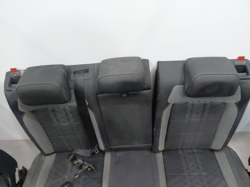 Recambio de juego asientos completo para volkswagen t-roc r-line referencia OEM IAM 2GA881775B 2GA881805EC 2GA881375B