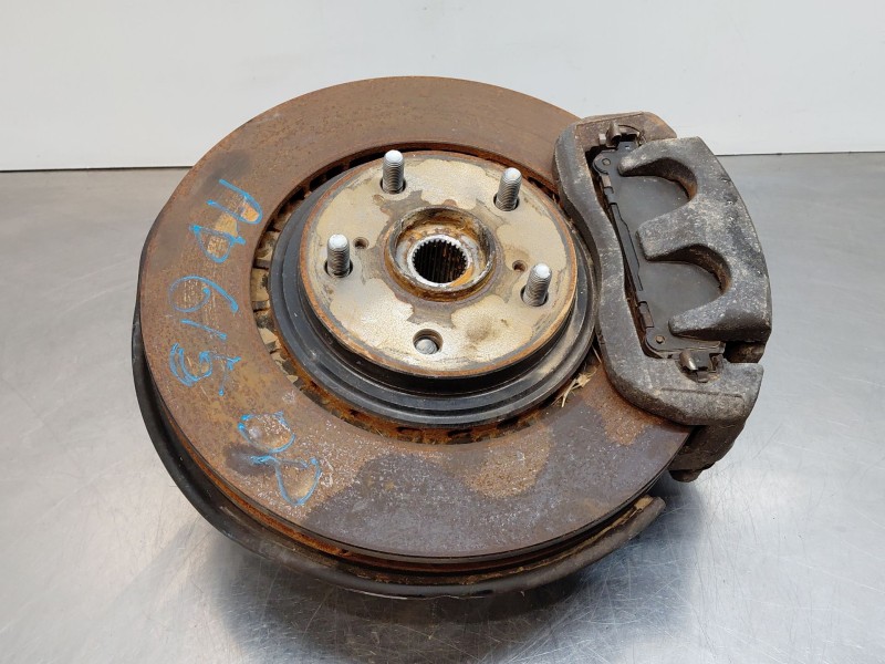 Recambio de mangueta delantera derecha para toyota rav 4 advance referencia OEM IAM 4321178010  