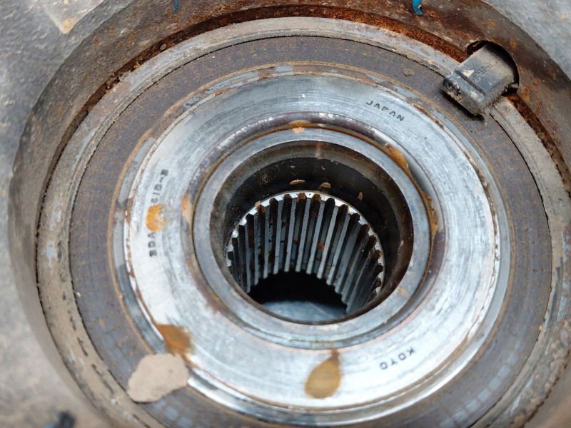 Recambio de mangueta delantera derecha para toyota rav 4 advance referencia OEM IAM 4321178010  