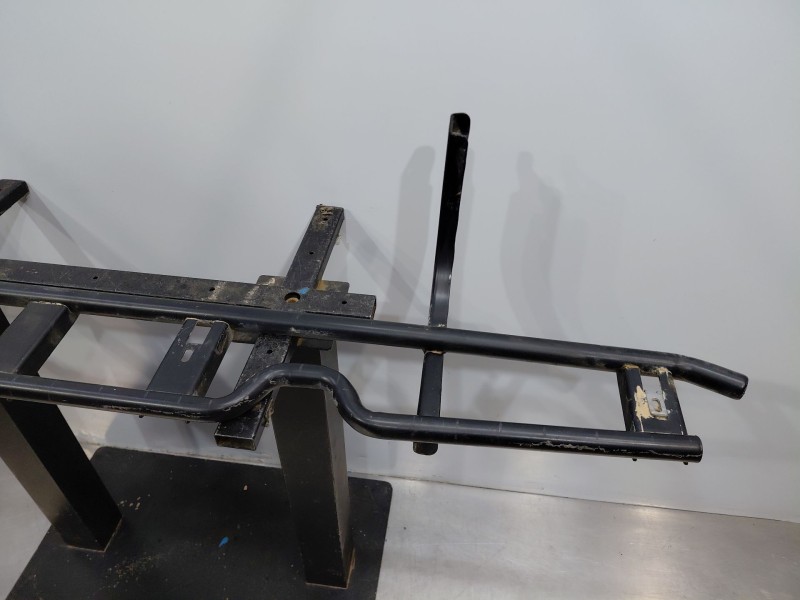 Recambio de refuerzo paragolpes trasero para iveco daily 35s16 35-160 referencia OEM IAM   