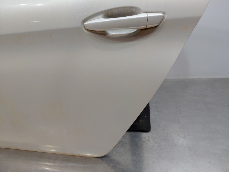 Recambio de puerta trasera izquierda para peugeot 308 acces referencia OEM IAM 9802165680  