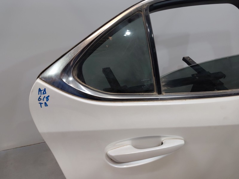 Recambio de puerta trasera derecha para lexus ux (za10) essence referencia OEM IAM 6700379035  
