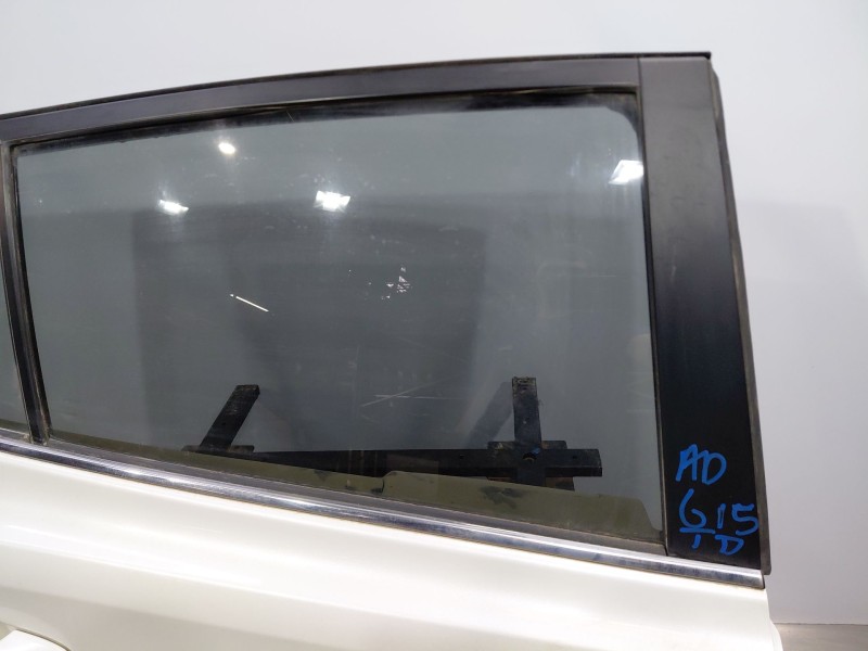 Recambio de puerta trasera derecha para toyota rav 4 advance referencia OEM IAM 670030R110  