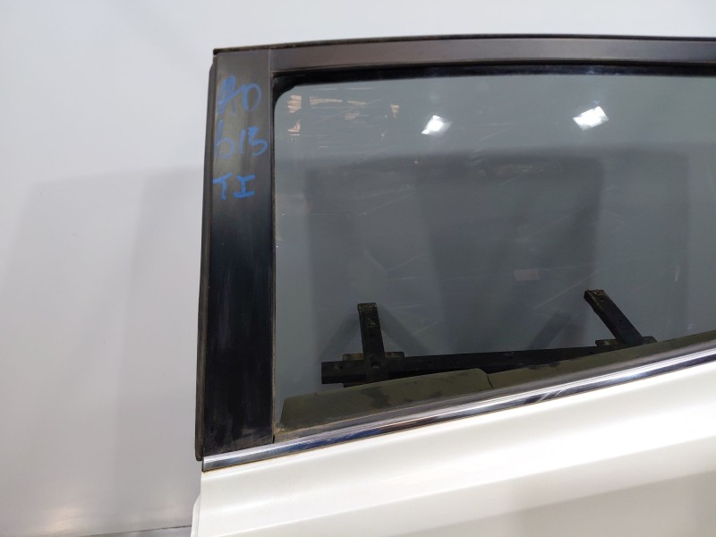 Recambio de puerta trasera izquierda para toyota rav 4 advance referencia OEM IAM 670040R110  