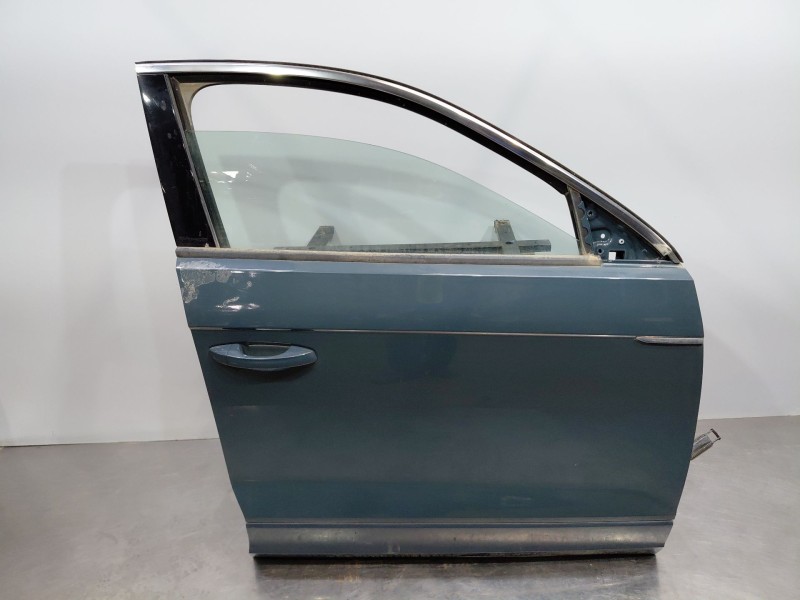 Recambio de puerta delantera derecha para volkswagen t-roc r-line referencia OEM IAM 2GA831052AH  