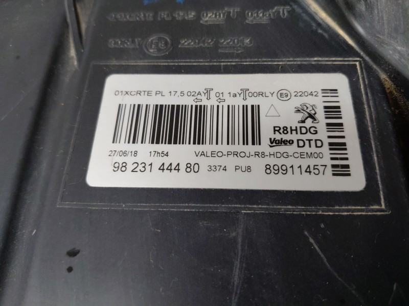 Recambio de faro derecho para peugeot 508 active referencia OEM IAM 1638036580 9823144480 