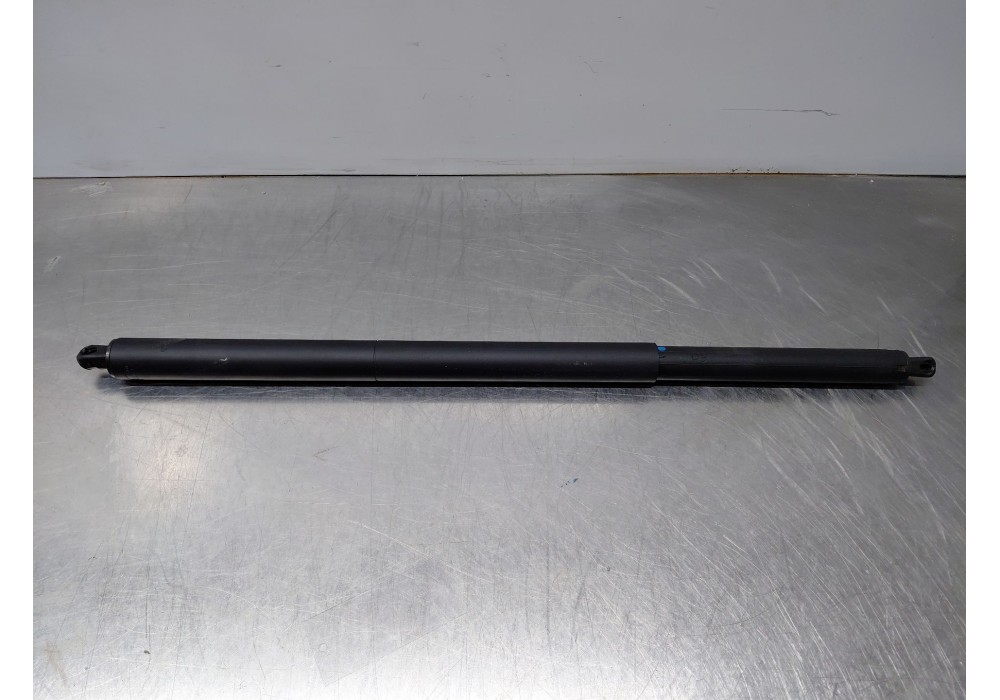 Recambio de amortiguadores maletero / porton para mercedes-benz clase gla (w156) 200 d referencia OEM IAM   