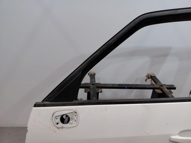 Recambio de puerta delantera izquierda para opel zafira tourer selective referencia OEM IAM 13355178  