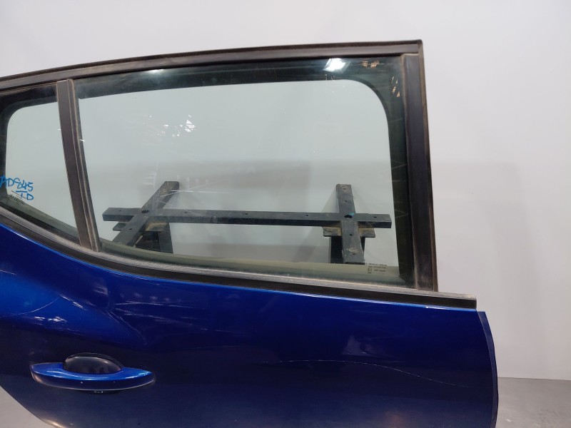 Recambio de puerta trasera derecha para dacia sandero iii driving referencia OEM IAM 821005599R  