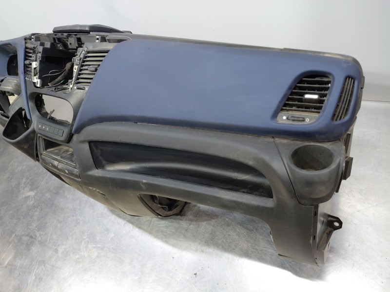 Recambio de salpicadero para iveco daily 35s16 35-160 referencia OEM IAM   