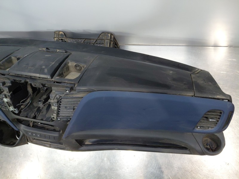 Recambio de salpicadero para iveco daily 35s16 35-160 referencia OEM IAM   