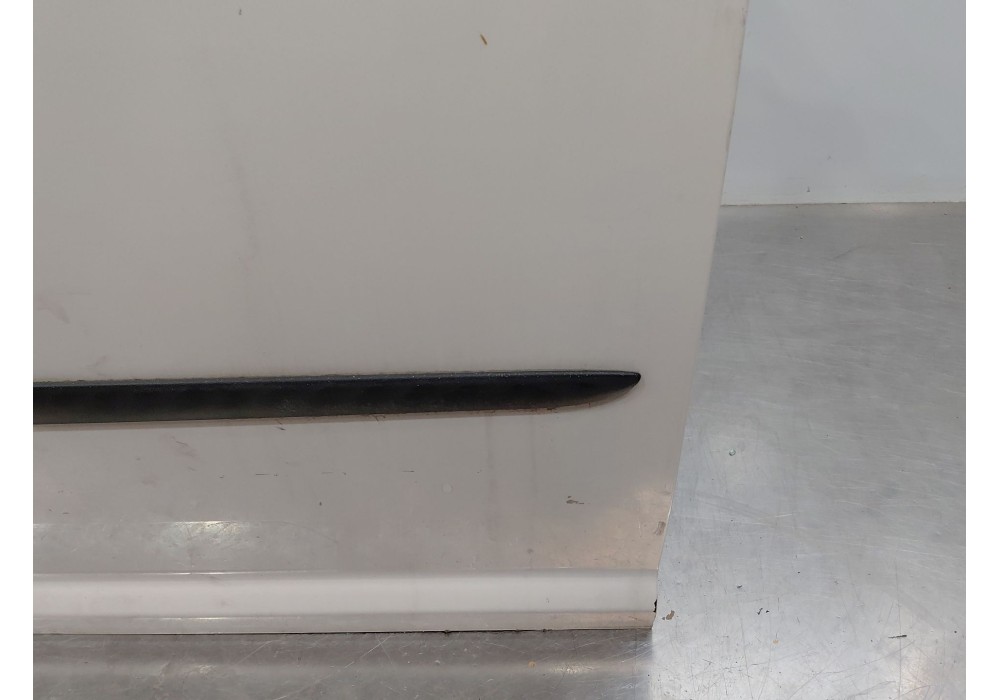 Recambio de puerta lateral corredera izquierda para volkswagen caddy ka/kb (2c) monospace referencia OEM IAM   