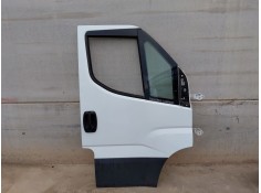 Recambio de puerta delantera derecha para iveco daily 35s16 35-160 referencia OEM IAM   