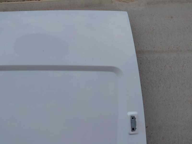 Recambio de puerta trasera derecha para iveco daily 35s16 35-160 referencia OEM IAM   