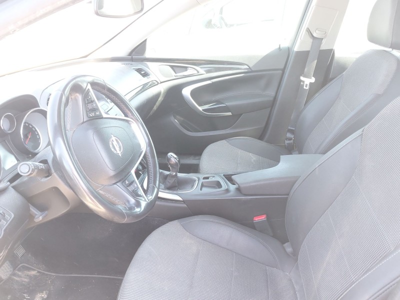 opel insignia a sports tourer (g09) del año 2011