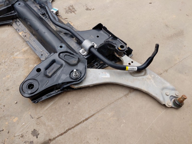 Recambio de puente delantero para peugeot 2008 (p2) allure referencia OEM IAM 9836307280  