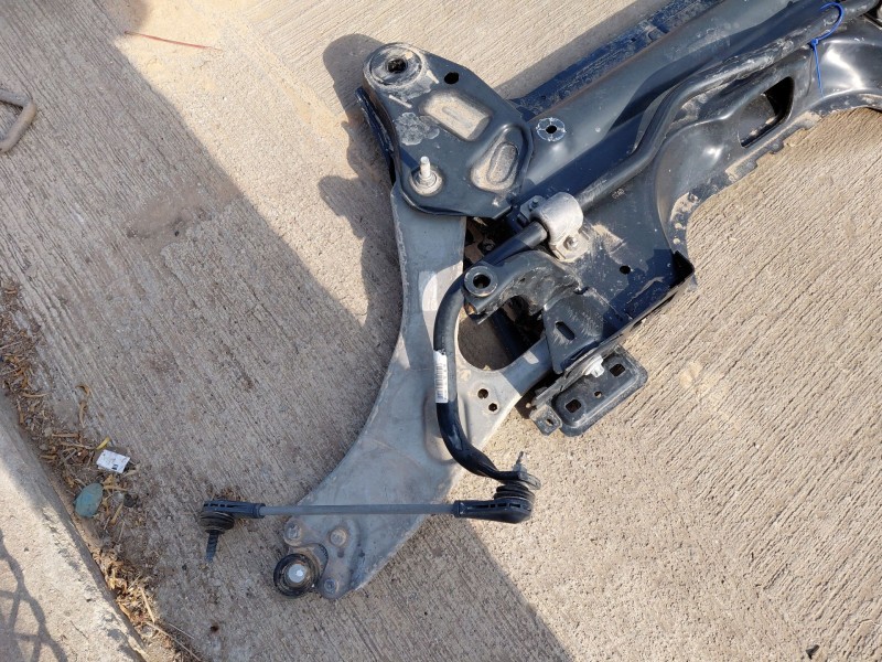 Recambio de puente delantero para peugeot 2008 (p2) bluehdi referencia OEM IAM 9836307280  