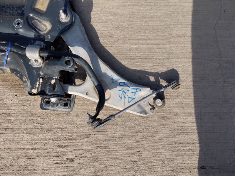Recambio de puente delantero para peugeot 2008 (p2) bluehdi referencia OEM IAM 9836307280  