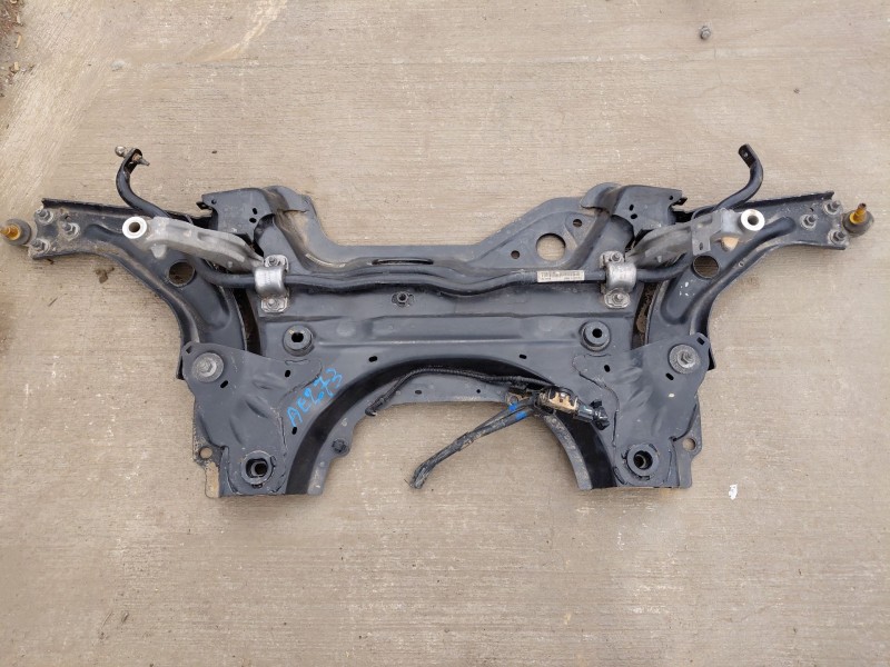 Recambio de puente delantero para peugeot 308 sw allure referencia OEM IAM 9677071880  