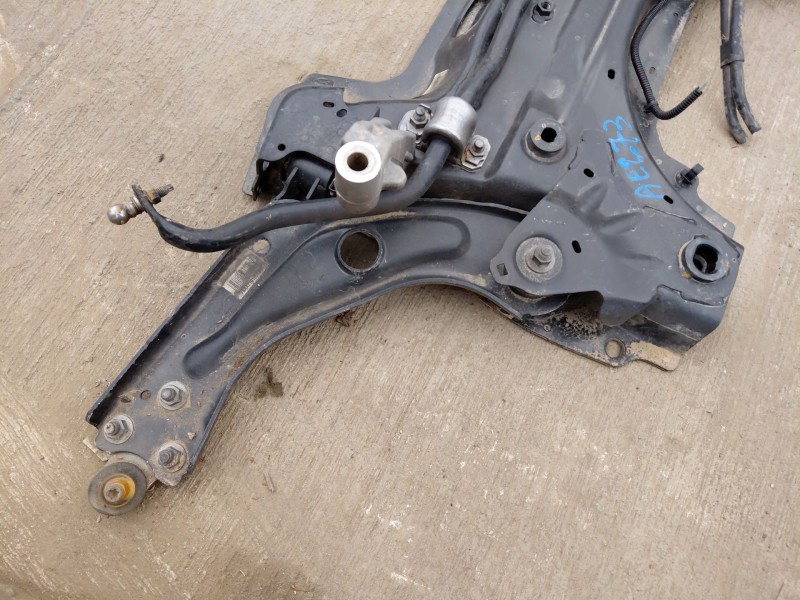 Recambio de puente delantero para peugeot 308 sw allure referencia OEM IAM 9677071880  