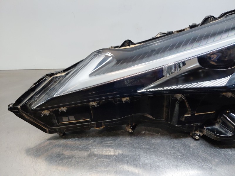 Recambio de faro izquierdo para lexus ux (za10) essence referencia OEM IAM 8118576241  