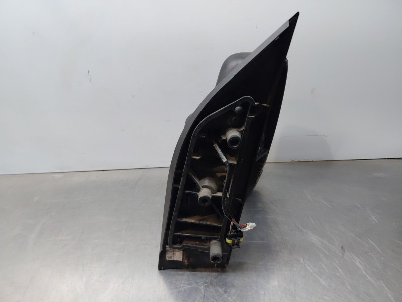 Recambio de retrovisor derecho para iveco daily 35s16 35-160 referencia OEM IAM   