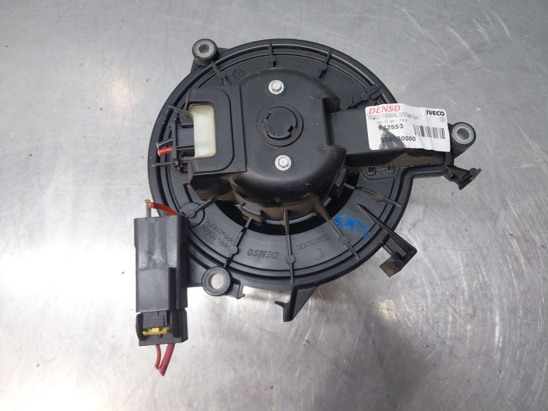 Recambio de motor calefaccion para iveco daily 35s16 35-160 referencia OEM IAM   