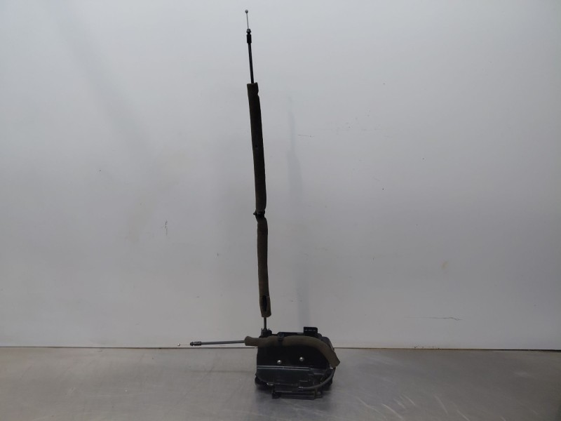 Recambio de cerradura puerta delantera izquierda para iveco daily 35s16 35-160 referencia OEM IAM   