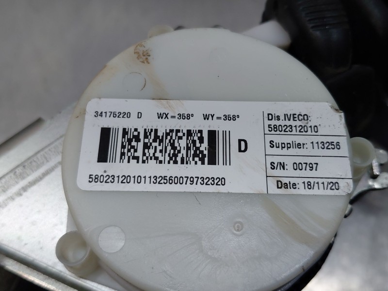 Recambio de cinturon seguridad delantero derecho para iveco daily 35s16 35-160 referencia OEM IAM   