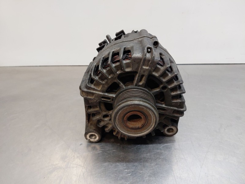 Recambio de alternador para bmw 3 (e90) 320 d referencia OEM IAM 12317521178  