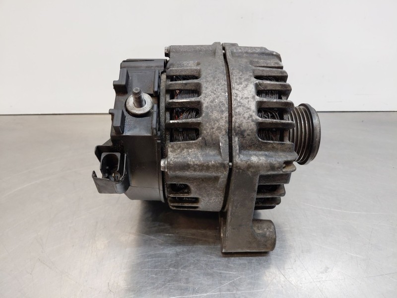 Recambio de alternador para bmw 3 (e90) 320 d referencia OEM IAM 12317521178  