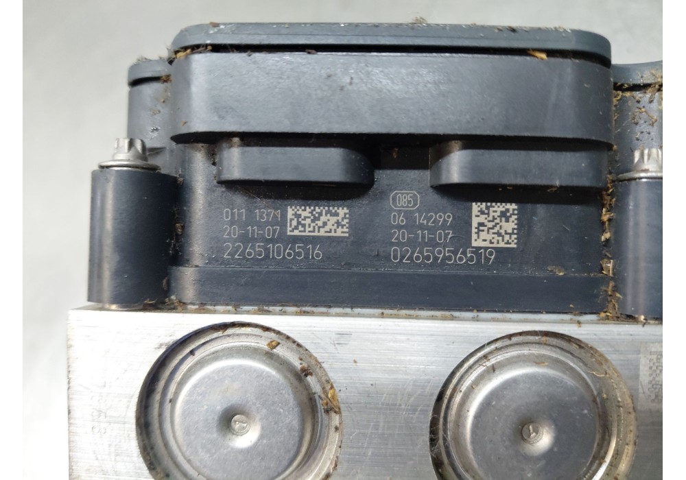 Recambio de abs para iveco daily 35s16 35-160 referencia OEM IAM   
