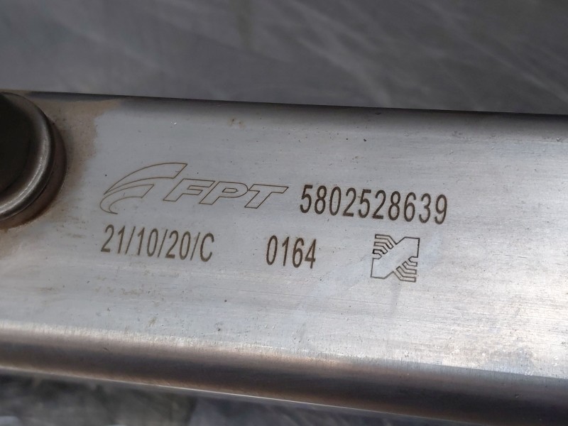 Recambio de valvula egr para iveco daily 35s16 35-160 referencia OEM IAM   