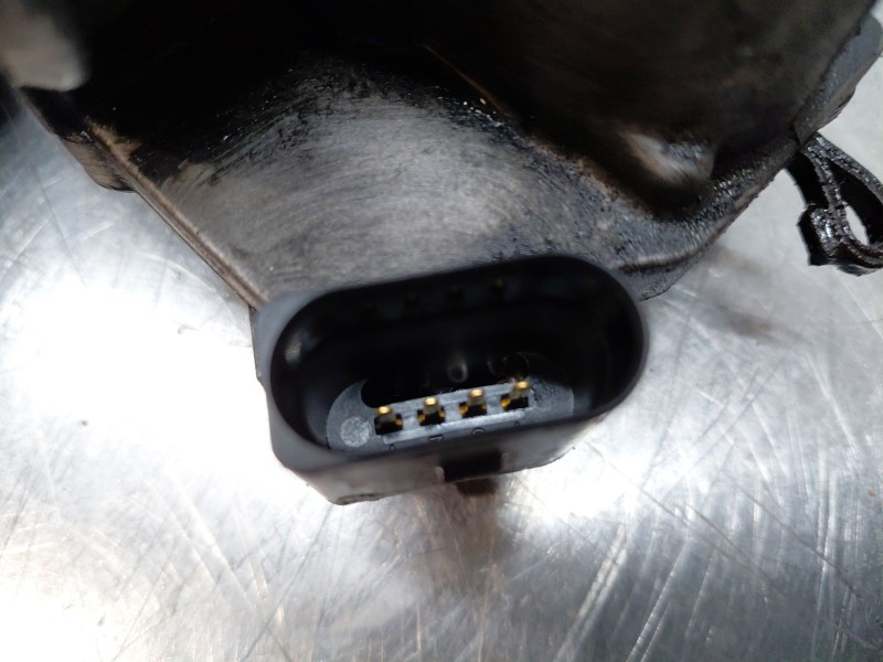 Recambio de caja mariposa para audi a4 b7 (8ec) 2.0 tfsi quattro referencia OEM IAM 03G128063J  