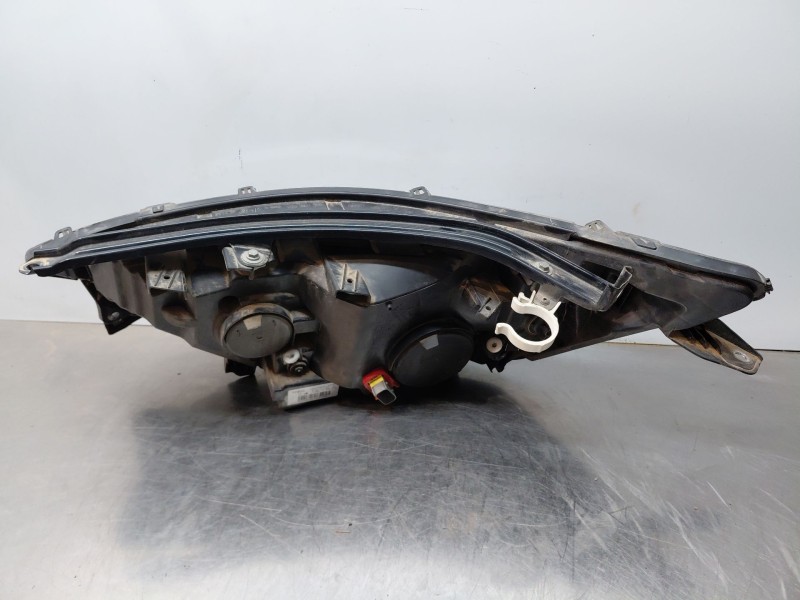 Recambio de faro derecho para iveco daily 35s16 35-160 referencia OEM IAM   