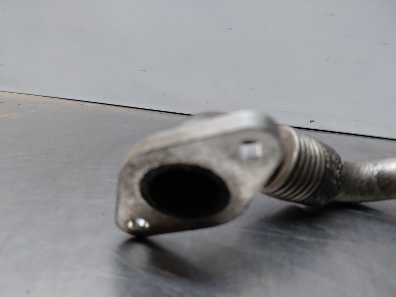 Recambio de tubo para audi a4 b7 (8ec) 2.0 tfsi quattro referencia OEM IAM 03G131521  