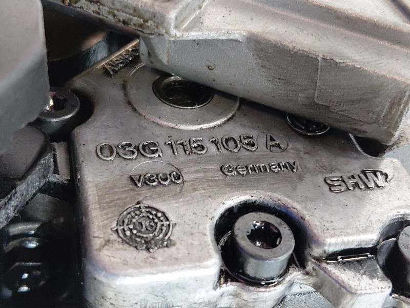 Recambio de bomba aceite para audi a4 b7 (8ec) 2.0 tfsi quattro referencia OEM IAM   
