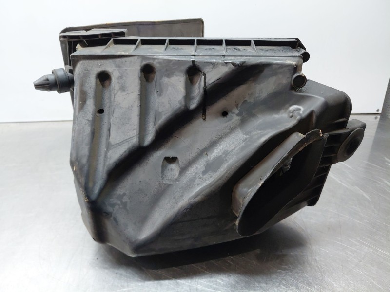 Recambio de filtro aire para audi a4 b7 (8ec) 2.0 tfsi quattro referencia OEM IAM 03G133837  