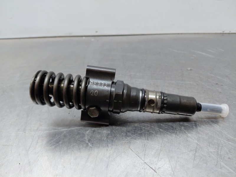 Recambio de inyector para audi a4 b7 (8ec) 2.0 tfsi quattro referencia OEM IAM 03G130073G  