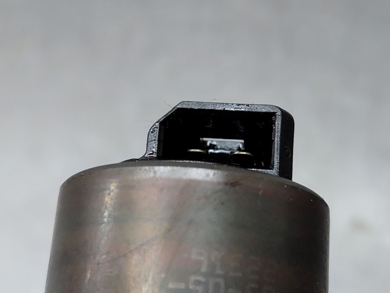 Recambio de inyector para audi a4 b7 (8ec) 2.0 tfsi quattro referencia OEM IAM 03G130073G  