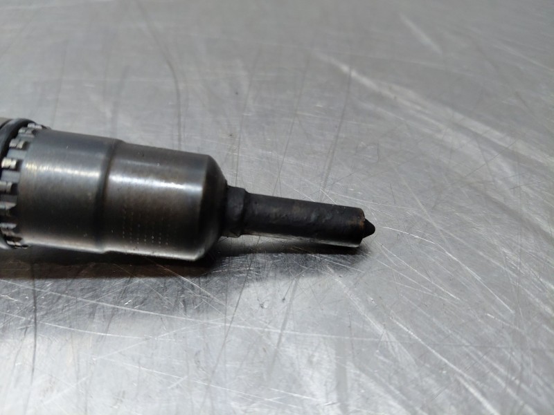 Recambio de inyector para audi a4 b7 (8ec) 2.0 tfsi quattro referencia OEM IAM 03G130073G  