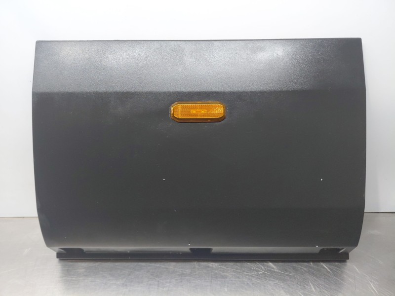 Recambio de moldura para iveco daily 35s16 35-160 referencia OEM IAM   