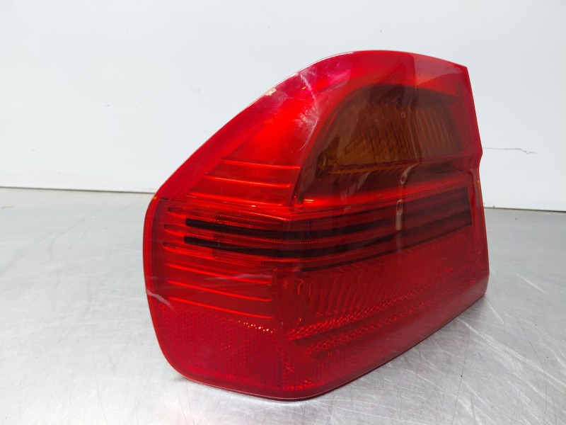 Recambio de piloto trasero izquierdo para bmw 3 (e90) 318 d referencia OEM IAM 63216937457  