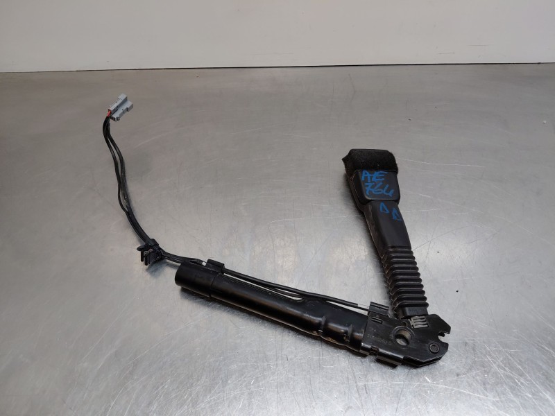 Recambio de pretensor airbag derecho para bmw 3 (e90) 320 d referencia OEM IAM 72117213564  