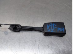 Recambio de enganche del cinturon delantero izq para iveco daily 35s16 35-160 referencia OEM IAM   