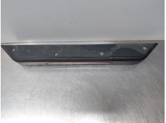 Recambio de luz central de freno para iveco daily 35s16 35-160 referencia OEM IAM    2