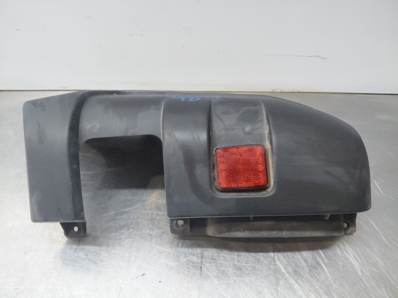 Recambio de puntera paragolpes trasera derecha para iveco daily 35s16 35-160 referencia OEM IAM   